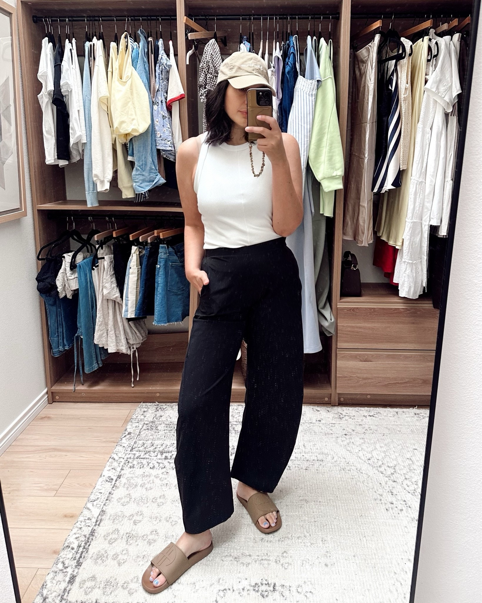 I tried the @Ruti pants…and I LOVE them. They come in tall now and they fit like a dream. I’m in the 10L but could have done the 8L! Runs slightly loose 🙏🏻