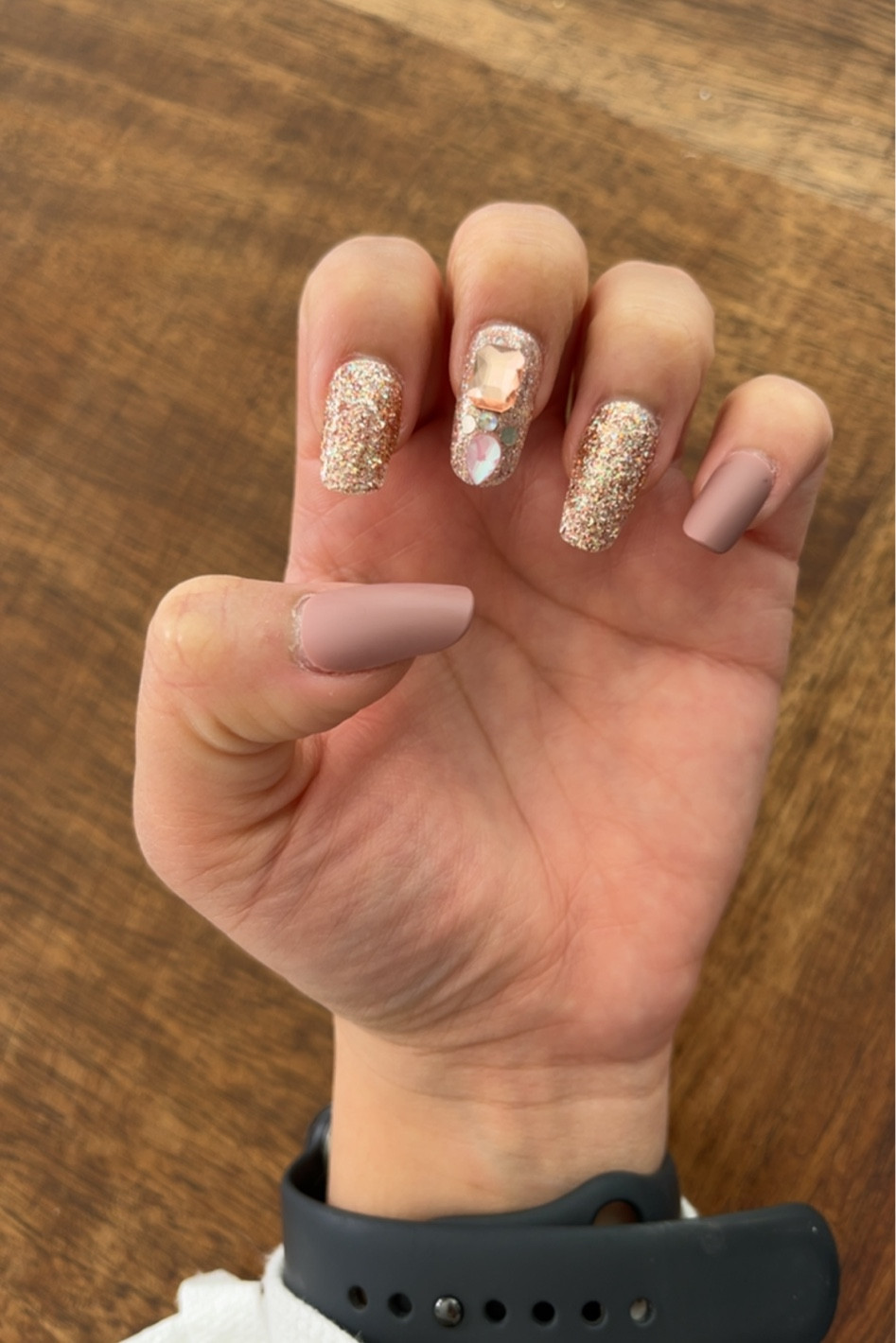 Press on nails that actually last


Long nails
Press on 
Kiss products
Beauty products

#LTKGiftGuide #LTKworkwear #LTKwedding