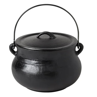 Smith & Clark 4 qt Pre-Seasoned Cast Iron Covered Cauldron with Wire Handle | Wayfair North America