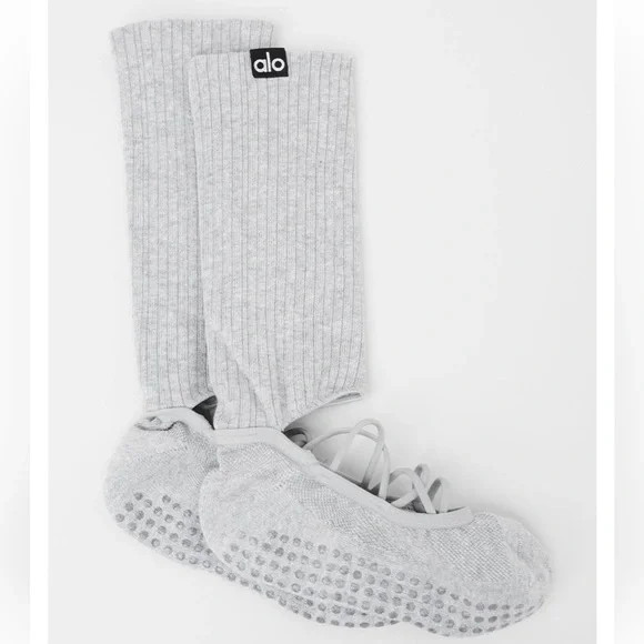NWT Alo Yoga Strappy Siren Grip Sock Light Gray S/M (5-7.5) | Poshmark