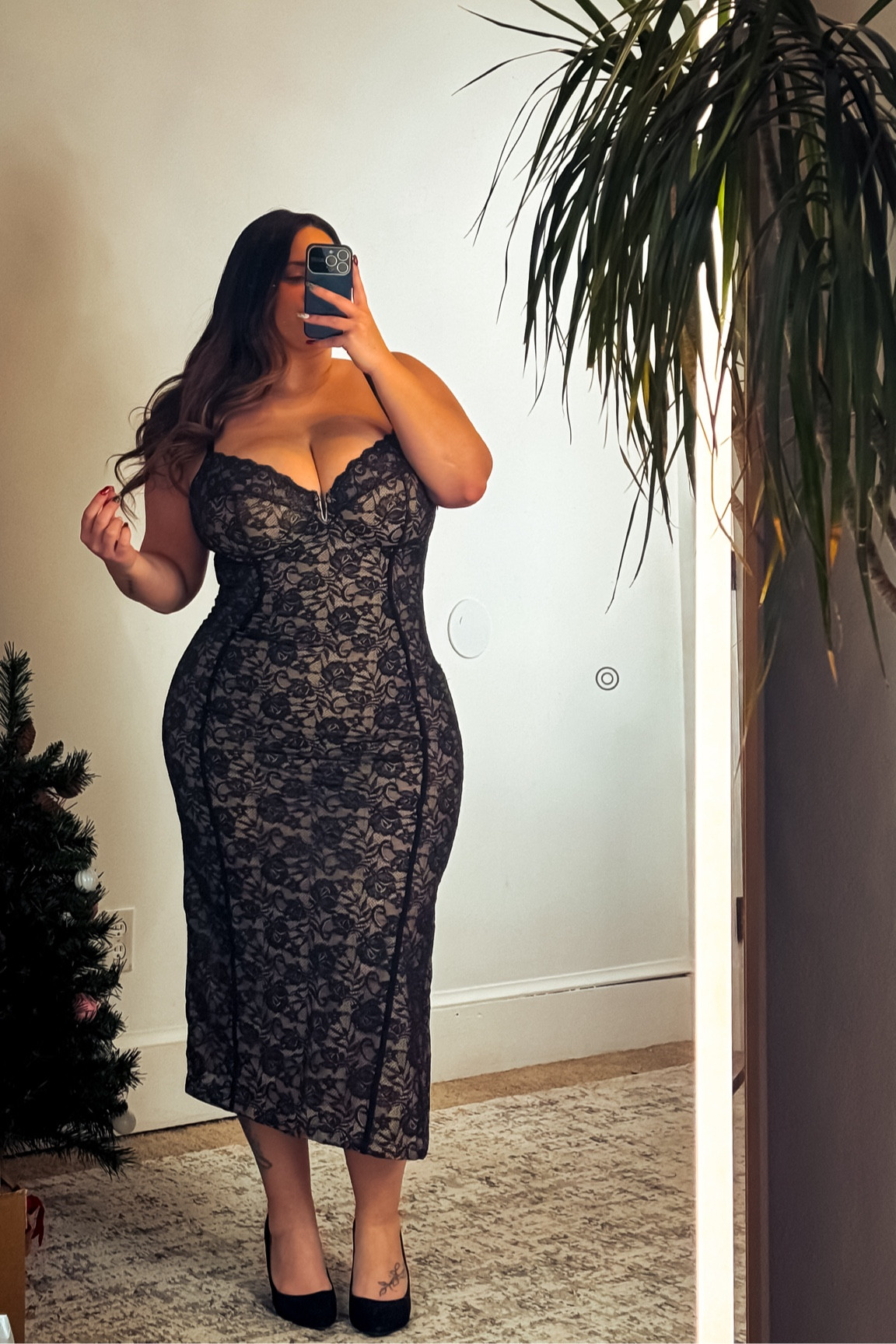 Built in bra, built in Shapewear 

5’2” / size 14-16 / 38J 
Wearing a size XXL 

#LTKStyleTip #LTKFindsUnder100 #LTKMidsize