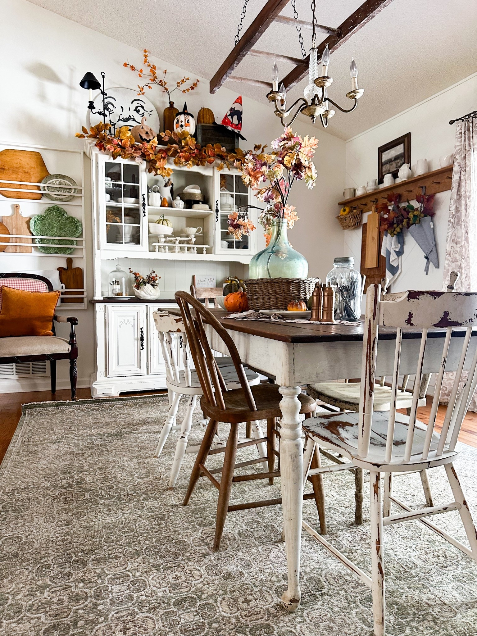 Cozy fall transition to Thanksgiving 
Code: ITTYBITYY for a special rug discount 

#LTKHome #LTKSeasonal #LTKHoliday
