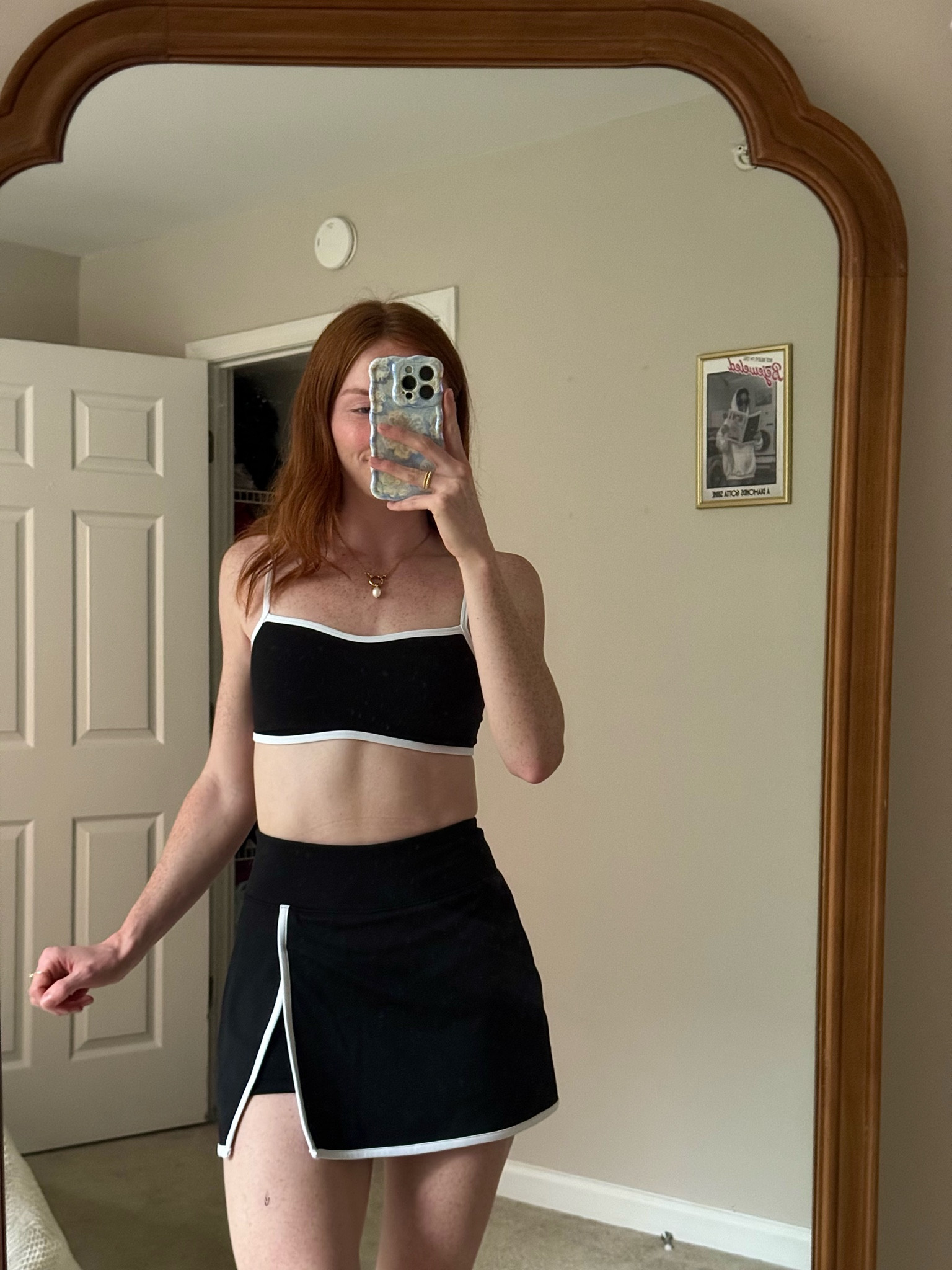 wearing a size XS in the top and bottoms! it’s giving Meredith Blake <3
