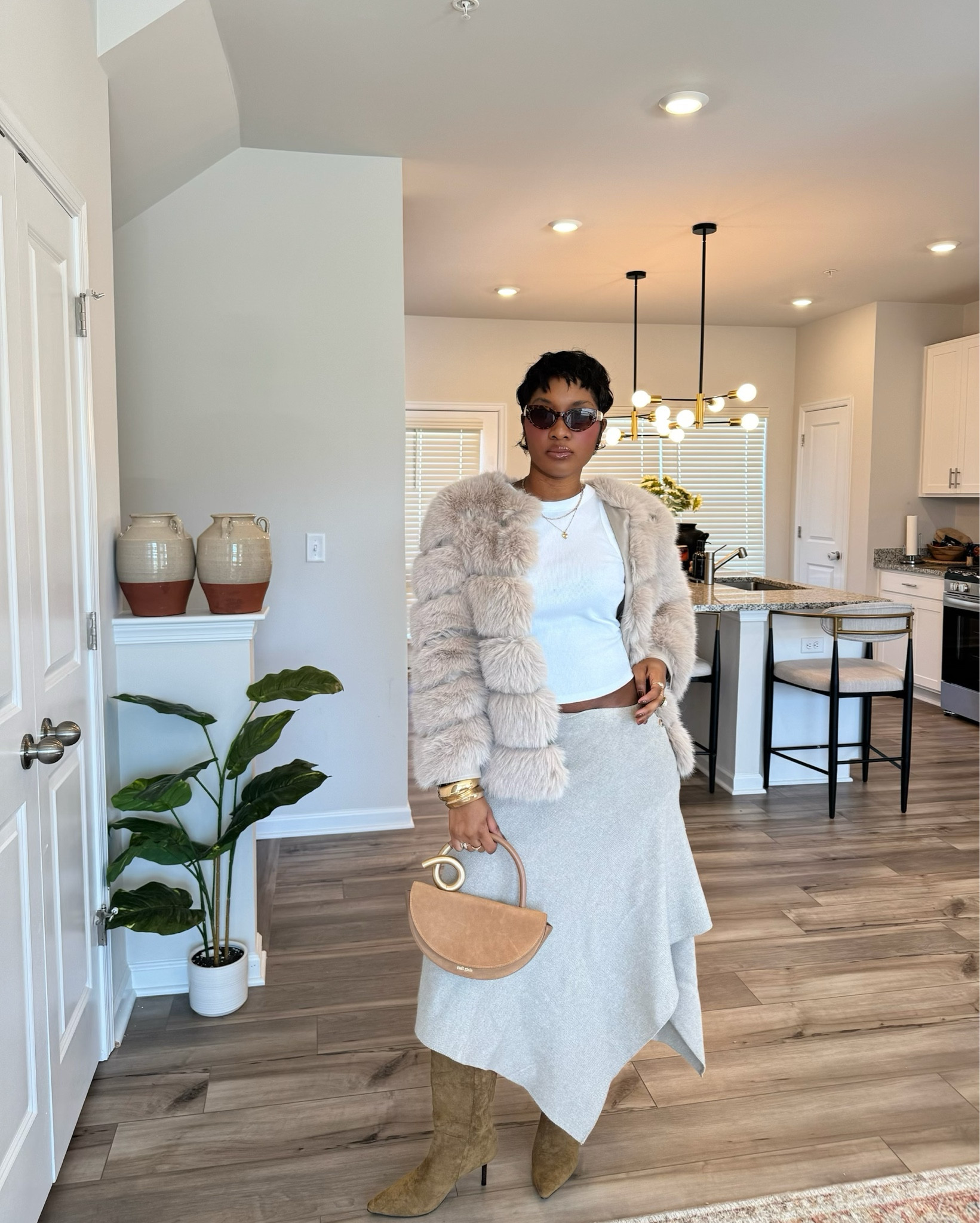 Winter chic outfit ideas 🤏🏽

#LTKMidsize #LTKSeasonal #LTKGiftGuide