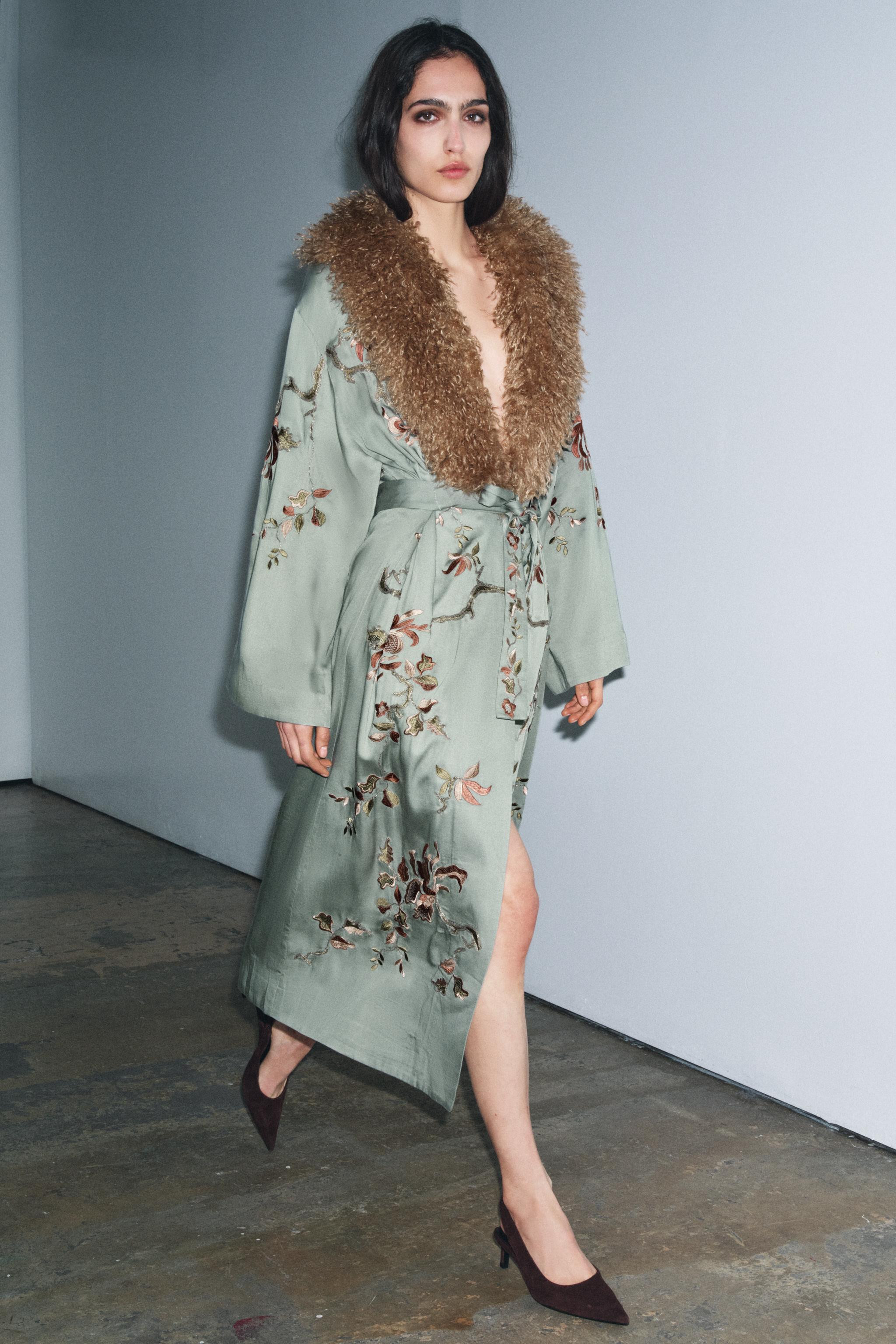 FAUX FUR COLLAR KIMONO ZW COLLECTION LIMITED EDITION | Zara US