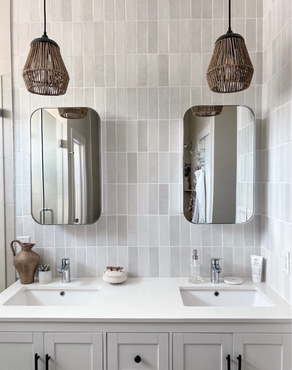 Organic modern bathroom 

#LTKhome #LTKFind