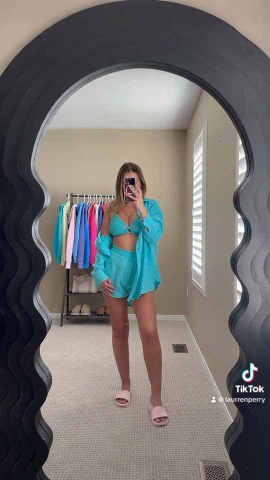  vaycay ready 🌴☀️
shirt: xs 
bikini top: large
shorts: s

#LTKswim #LTKstyletip #LTKSeasonal