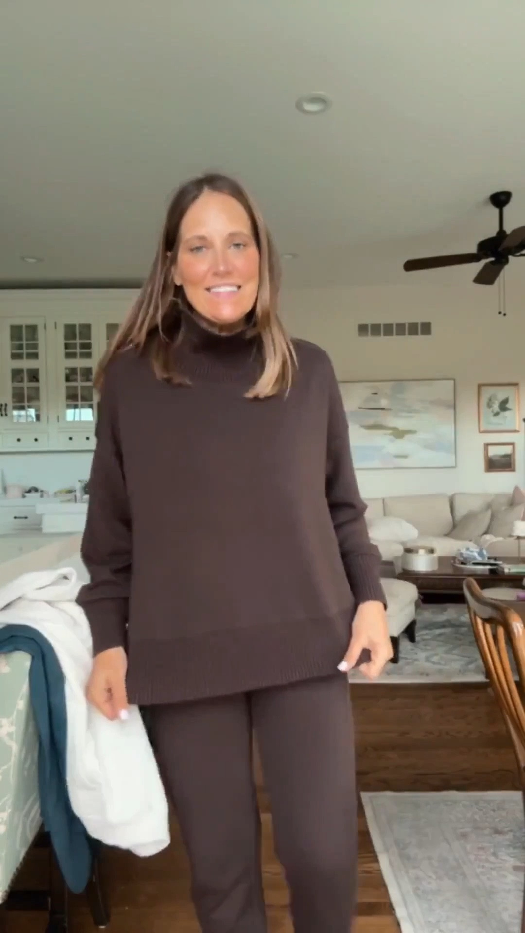 Had to show you guys this brown set I recently got from Varley! It’s such a pretty coffee bean color and the softest material! It’s perfect for running errands or lounging around the house! 

#LTKOver40 #LTKSeasonal #LTKHoliday