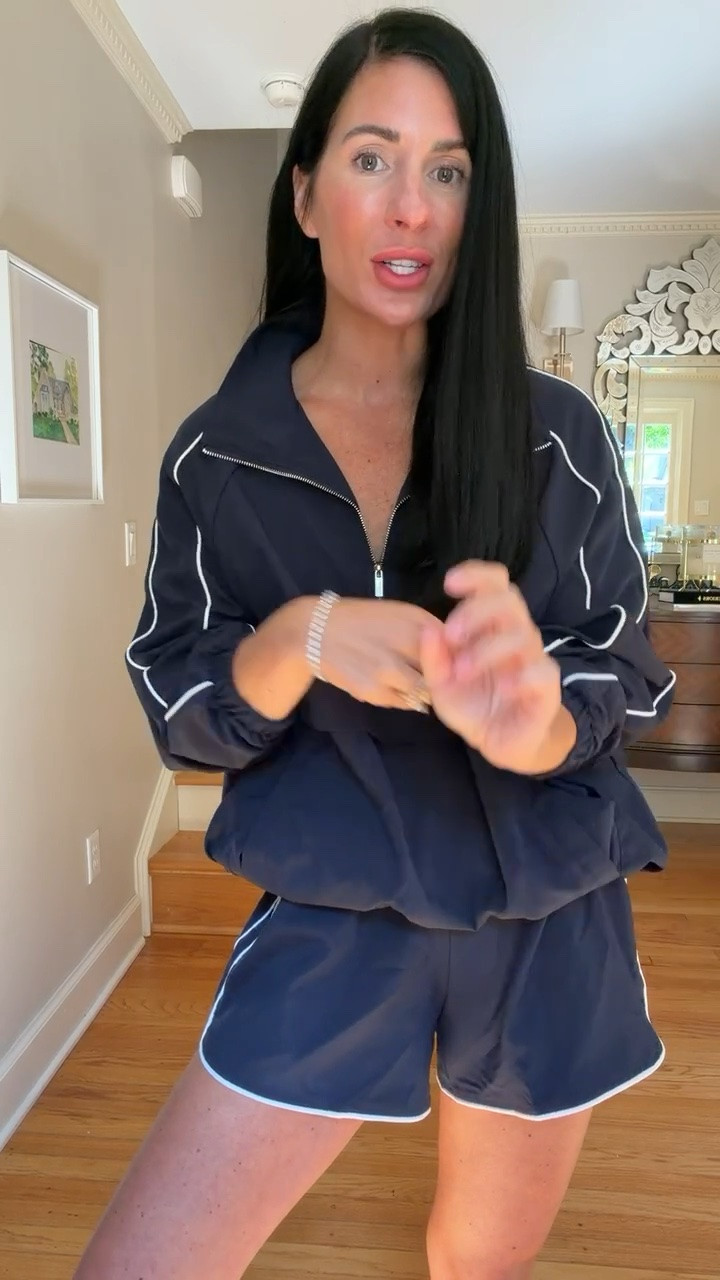 Such a cute athleisure set from Amazon!

#LTKdayinmylife #LTKgrwm #LTKootd
