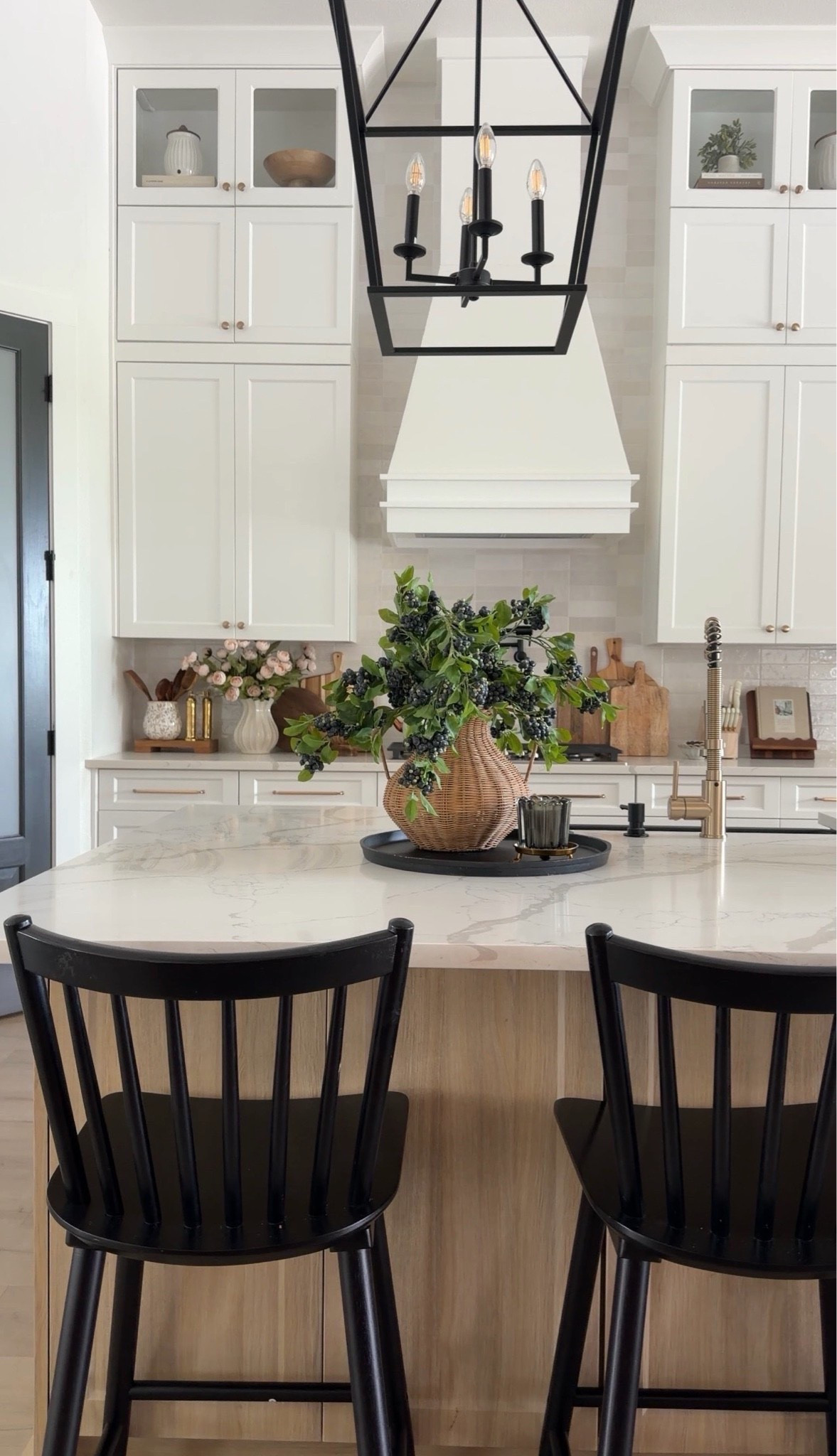 kitchen vibes 🤍

A mix of timeless neutrals, warm wood tones, and little details that make the space feel cozy and collected! 

kitchen decor, kitchen styling, neutral kitchen, designer inspired, kitchen favorites, countertop decor, kitchen accessories, home decor, modern farmhouse, organic modern, timeless home, cozy kitchen, kitchen essentials, wood accents, marble decor, kitchen organization, elevated home, home styling, decor finds, kitchen inspiration, designer look for less, everyday luxury, curated home, neutral decor, warm and inviting

#LTKSaleAlert #LTKHome #LTKSeasonal