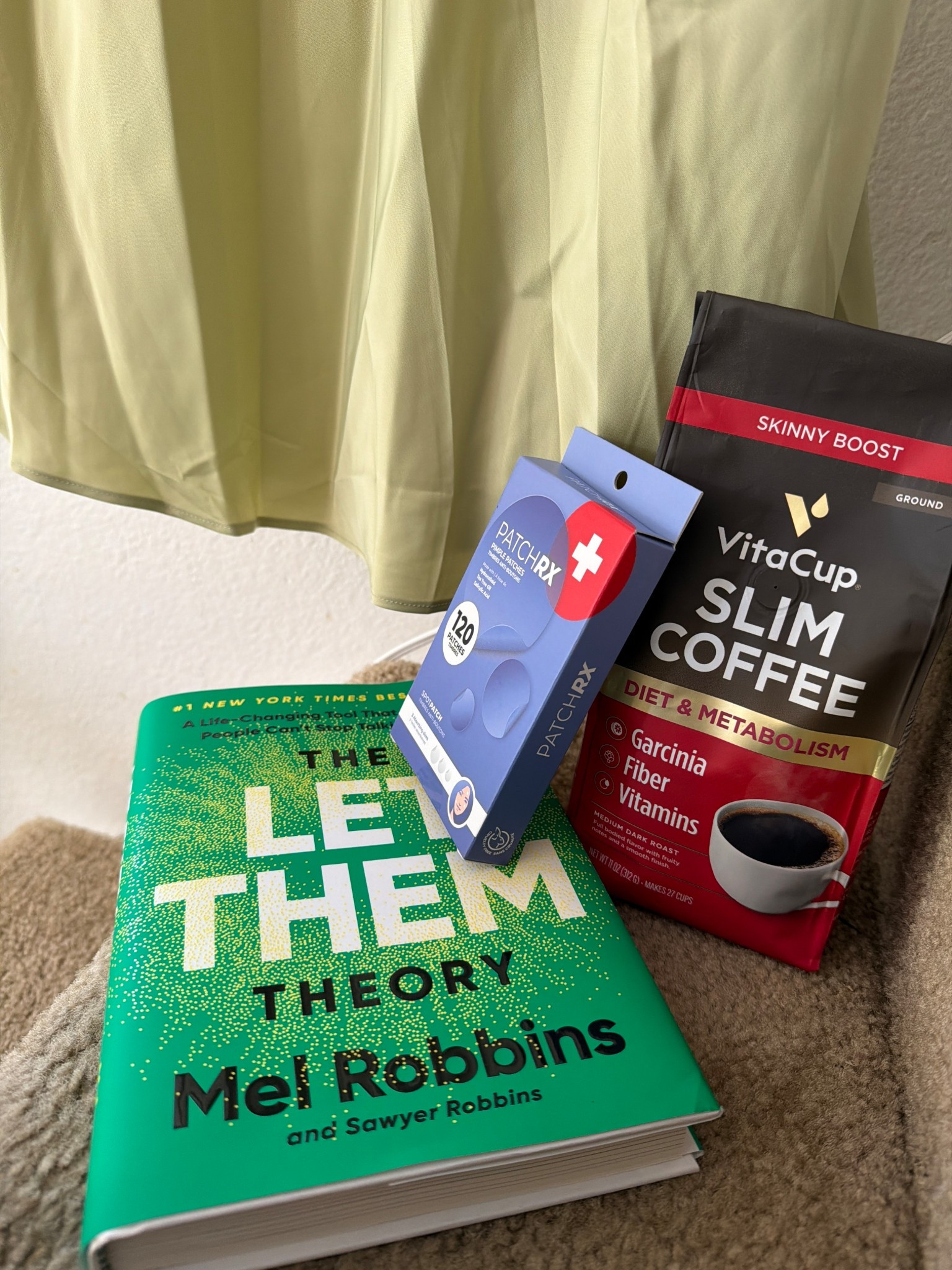 AMAZON HAUL 

• coffee (slim)
• pimple patches (120 set)
• book (Let Them)
• dress (size M / shade tender green)

#LTKselfcare #LTKmomlife #LTKdayinmylife