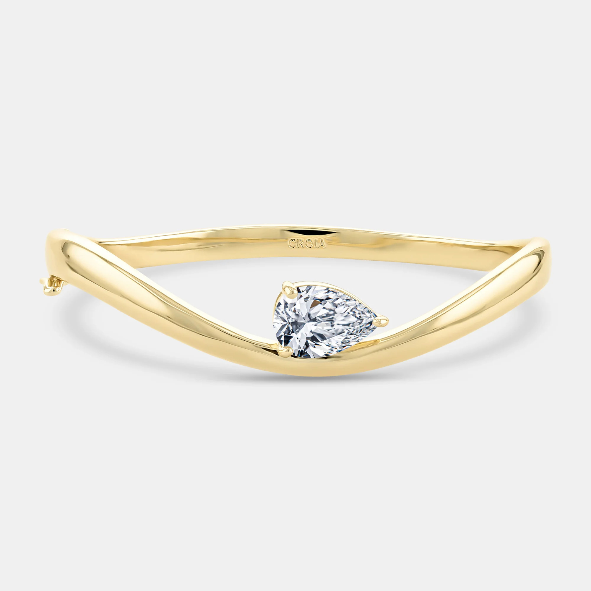 Gio Pear Bangle | CROIA AF