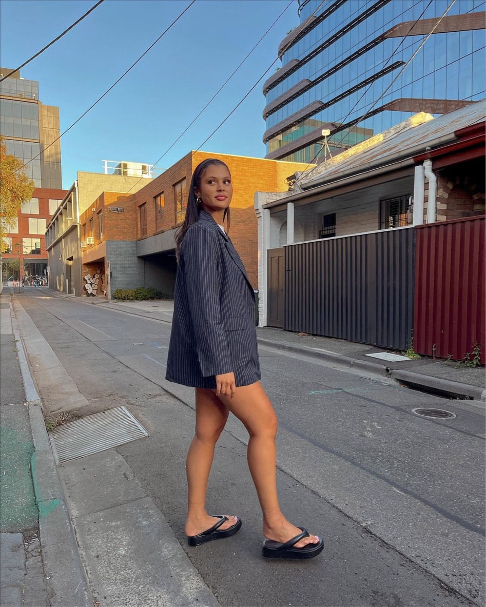 Pinstripe obsession 😮‍💨

#LTKSeasonal #LTKaustralia #LTKstyletip