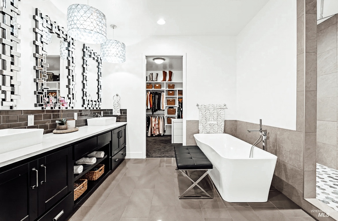 Bathroom Remodel
Say goodbye to ordinary and hello to extraordinary with this stunning bathroom remodel.

#LTKhome