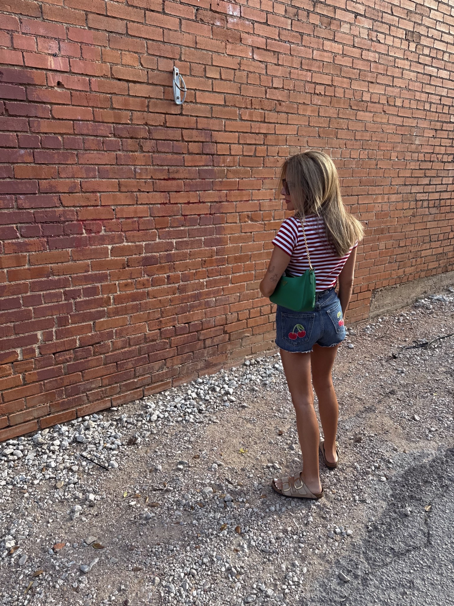 My fav summer fit: Jean shorts and a t shirt! 🍒

#LTKPetite #LTKSeasonal