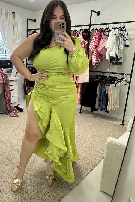 Midsize Curvy Spring wedding guest Dress from Amazon | DAY 5 💒 🥂

Wearing size L but could’ve done the XL

Wedding guest dresses, affordable fashion, size 12 fashion, spring style, cocktail dress 

#LTKstyletip #LTKmidsize #LTKwedding