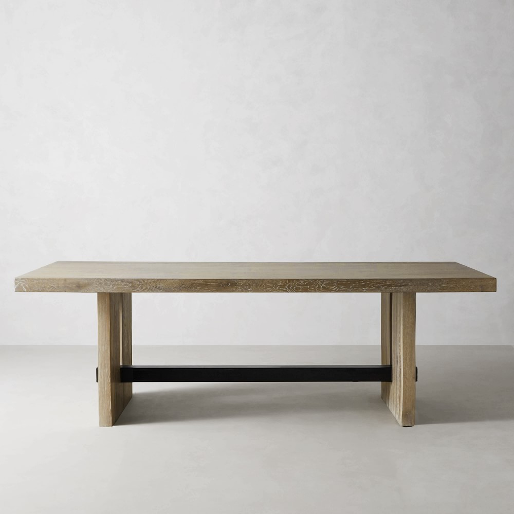 Montauk Rectangular Dining Table (82"-118") | Williams-Sonoma