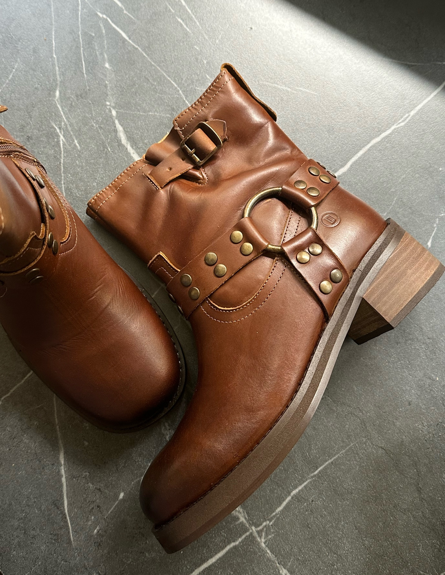 Code: 25KACEY at JCP
Cute affordable fall boots with a padded interior making them super comfy! I sized up a half size and they fit perfect. Love the square toe color! #LTKBacktoSchool 

#LTKSeasonal #LTKShoeCrush