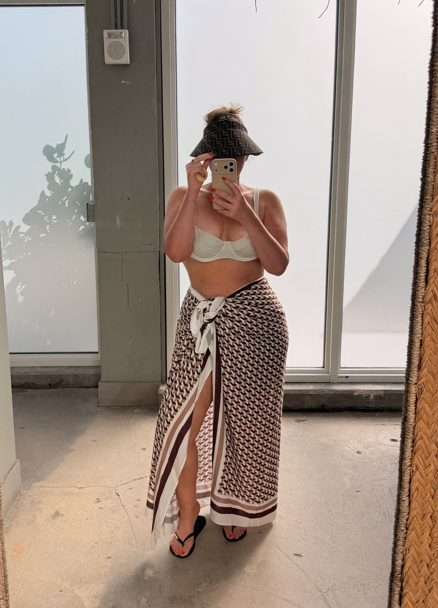 My favorite swimwear brand, definitely the most I’ve spent on swim suits. The fit is so amazing, both flattering & comfortable. I feel my best in Monday Swim so now it’s almost all I wear.

Runs true to size



#LTKSeasonal #LTKSwim
