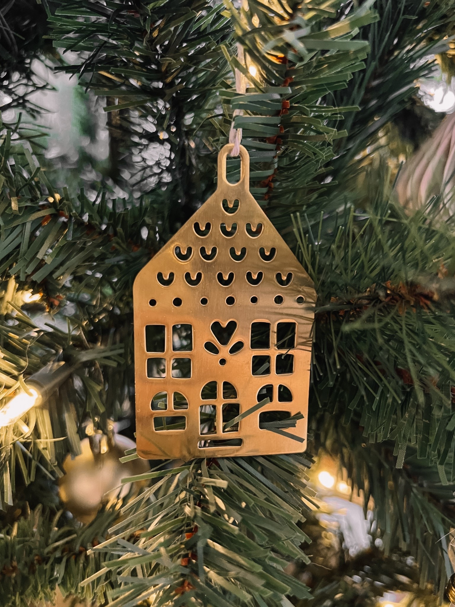 Love this set of gold Christmas ornaments from Ikea! They come in a set with several shapes. Also linked my Christmas tree! 


#LTKhome #LTKwinter #LTKholiday