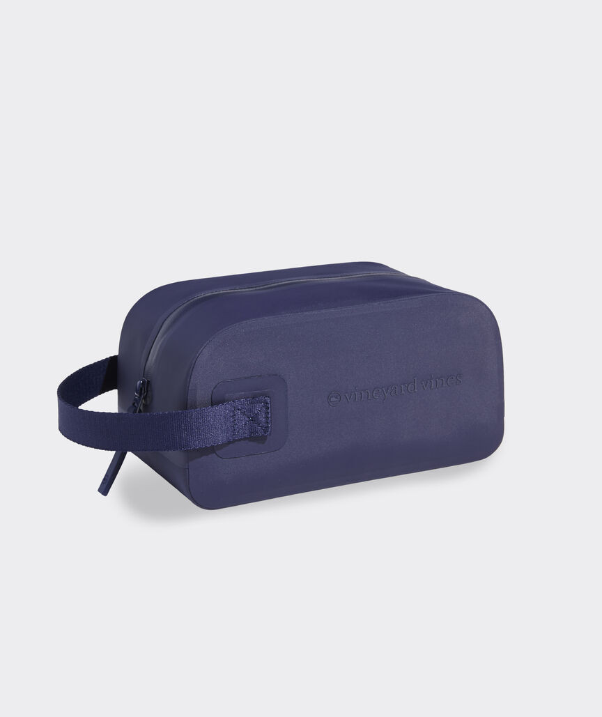 On-The-Go Dopp Kit | vineyard vines