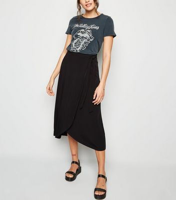 Black Wrap Midi Skirt | New Look | New Look (UK)