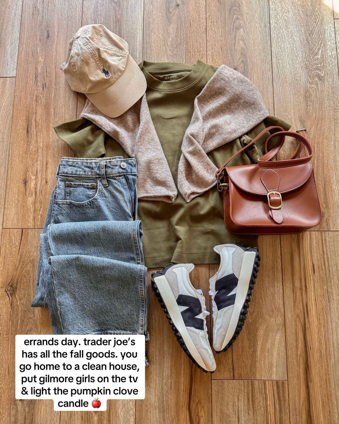 fall outfit ideas. fall fashion. cute fall outfits. everyday casual fall outfits. 90s jeans. new balance. t-shirt outfits.

#LTKSeasonal #LTKSaleAlert #LTKootd