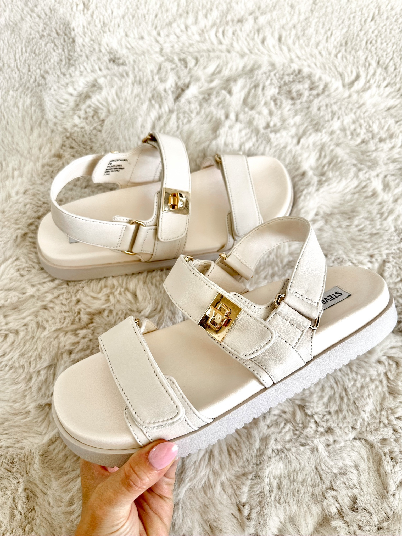 Obsessed with these super cute Steve Madden sandals! So cute to pair with a cute summer outfit! 


#LTKstyletip #LTKFind #LTKshoecrush