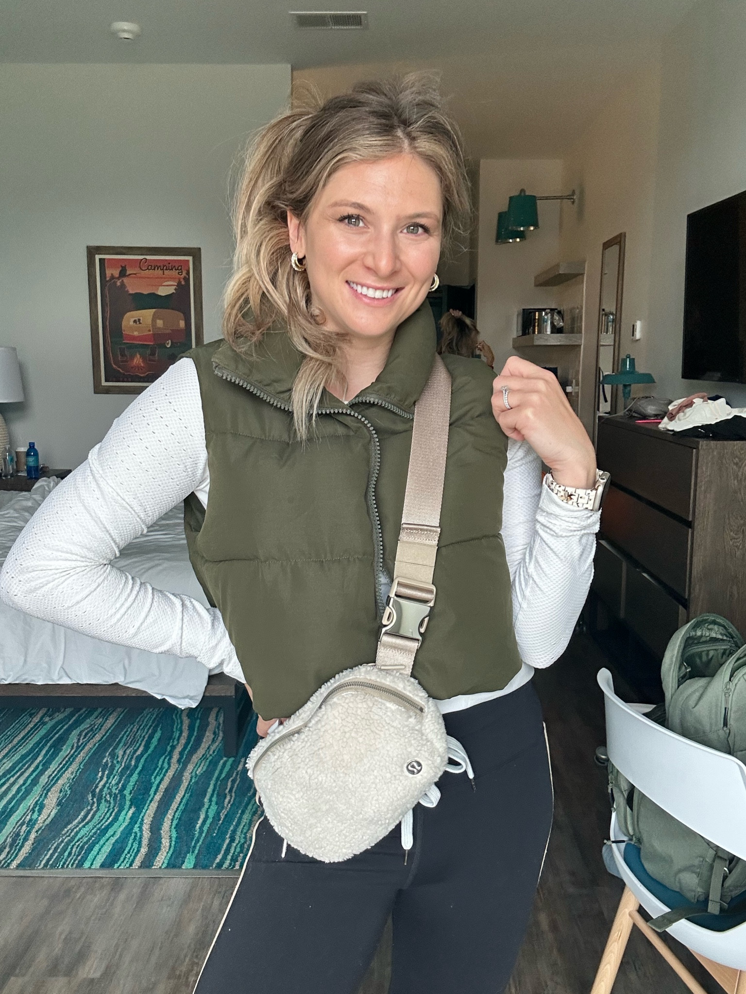 Lululemon belt bag Sherpa cream amazon dupe similar 
Amazon cropped puffy vest olive green neutral athletic athkeisure lounge outfit 
White long sleeve cropped top 

#LTKsalealert #LTKitbag #LTKunder50