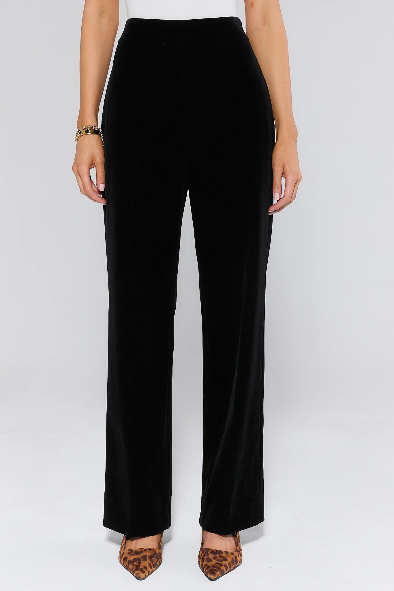 Evie Black Velvet Pants | Avara