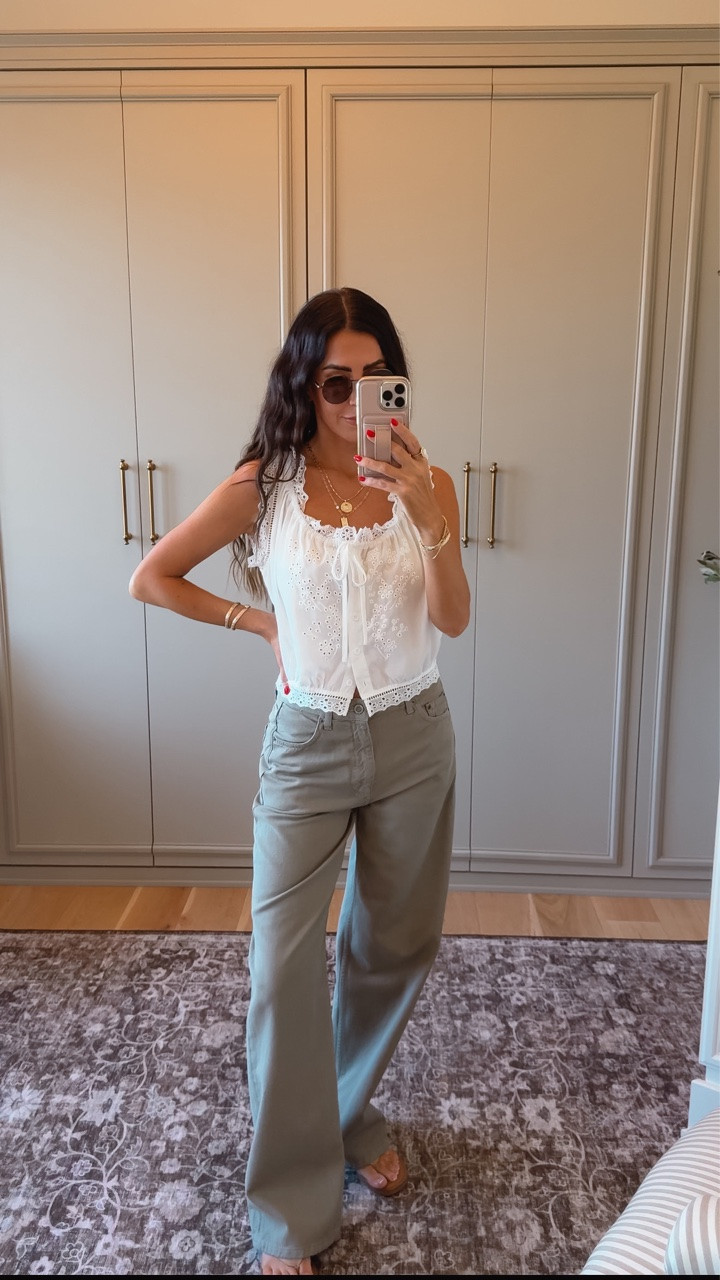 Can’t believe this top is Amazon 😍 Wearing a size medium!

#LTKgrwm #LTKootd #LTKSaleAlert