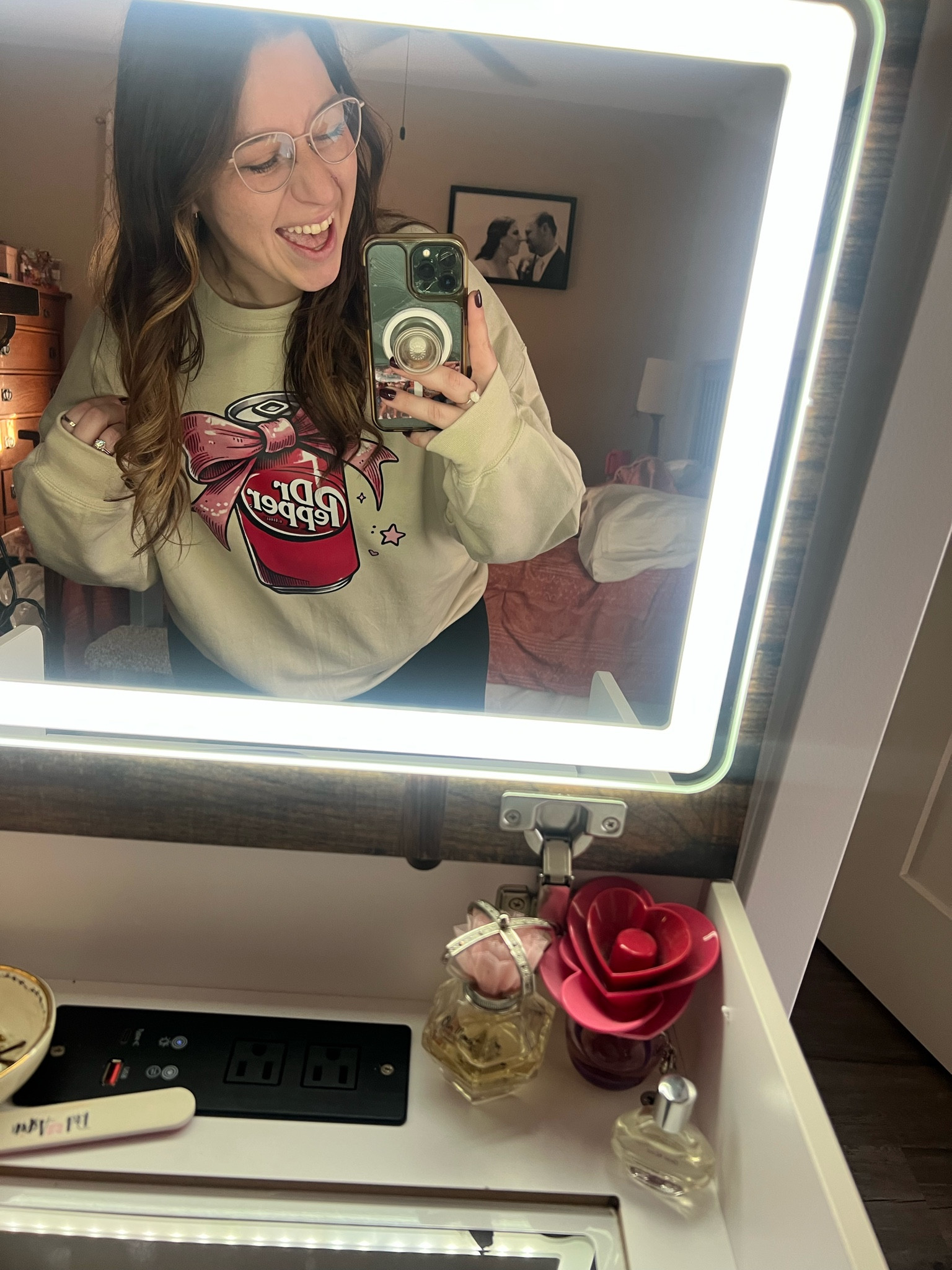 TOMORROW IS FRIDAY EVE 



#LTKGiftGuide #LTKBeauty #LTKMidsize