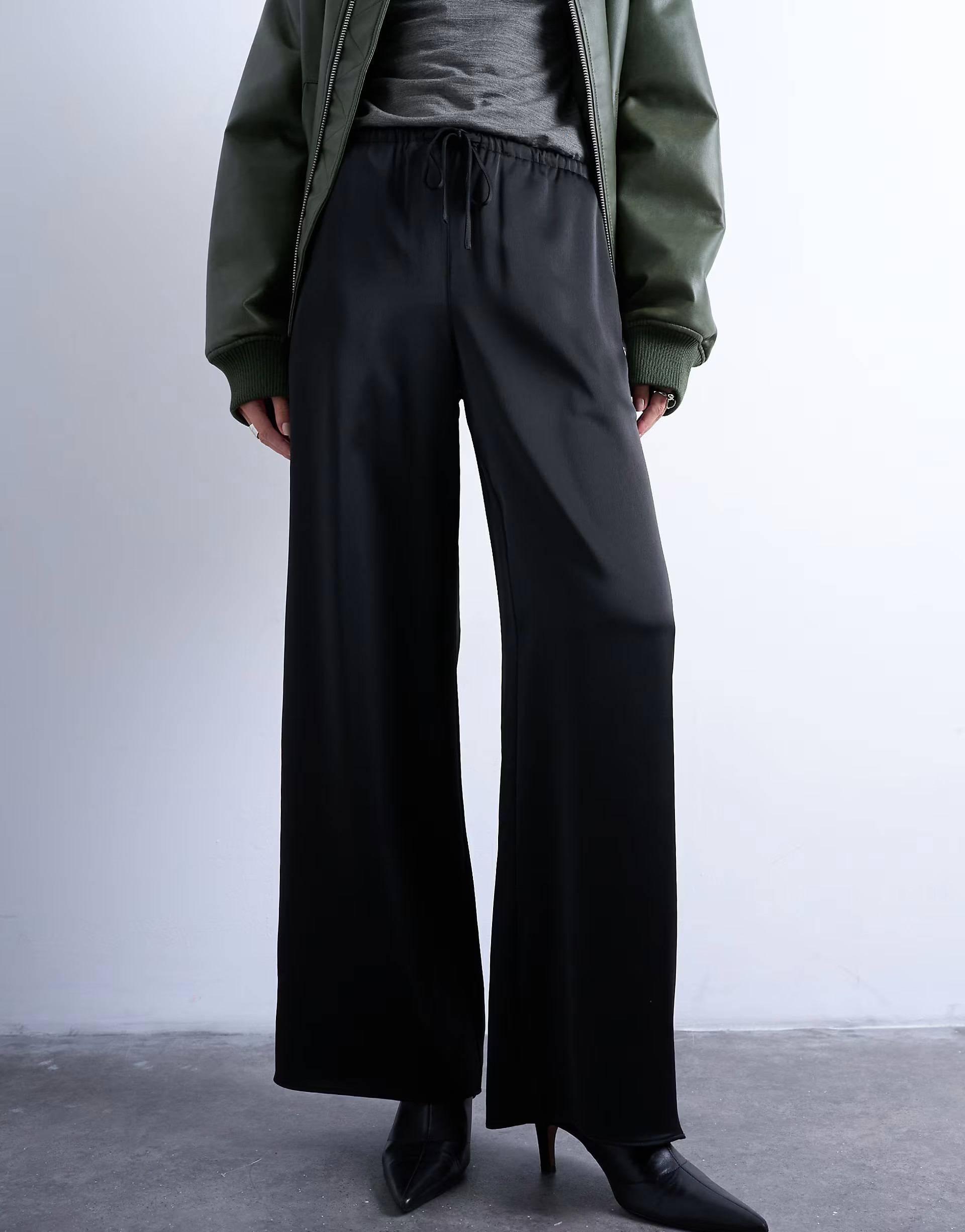 Satin tie waist wide leg trouser in black | Topshop
