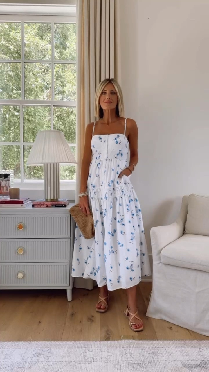 This dress is so easy to throw on & go! Wearing XS! 

Loverly Grey, summer outfit, summer dress, floral dress 

#LTKStyleTip #LTKSeasonal