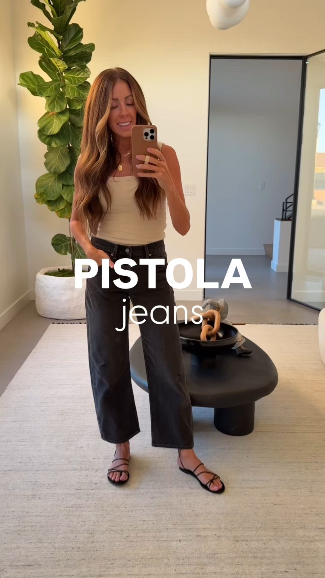 I have been living in these pistola jeans lately — they fit so good and go with every fall outfit! 👏

Pistola jeans, jeans, fall outfits, denim, fall fashion 

#LTKStyleTip #LTKSeasonal