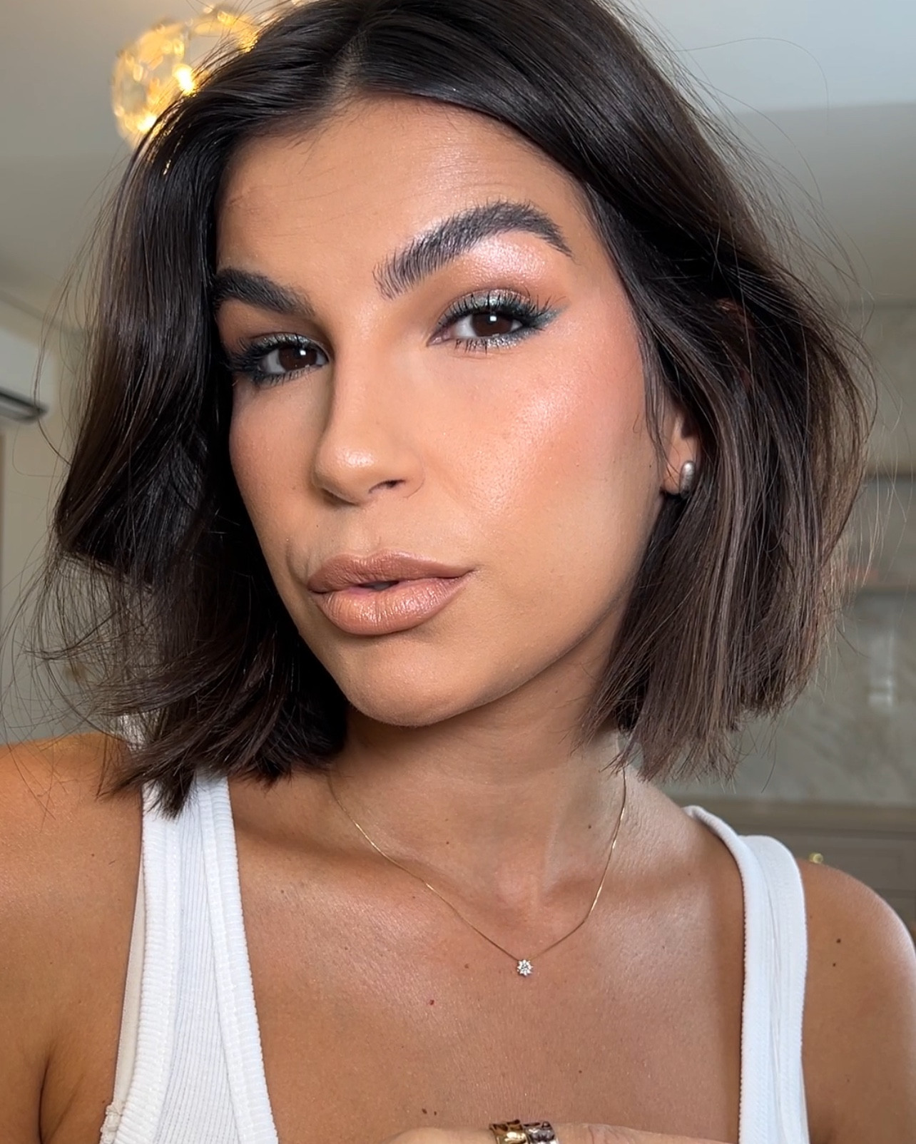 Olhos Cintilantes com uma pitadinha de cor 💙✨ 

#LTKbeauty