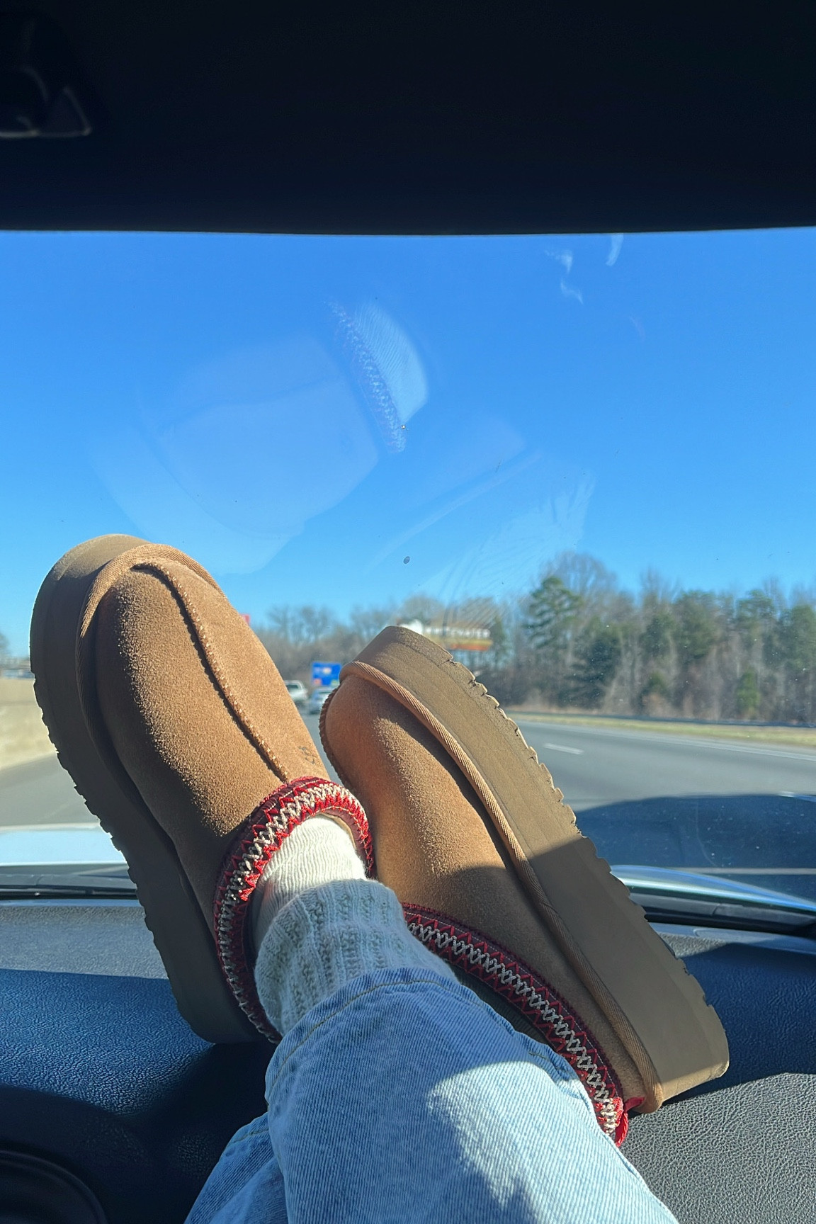 My favorite sock + shoe combo this winter 🥹✨

#LTKSeasonal #LTKGiftGuide #LTKActive