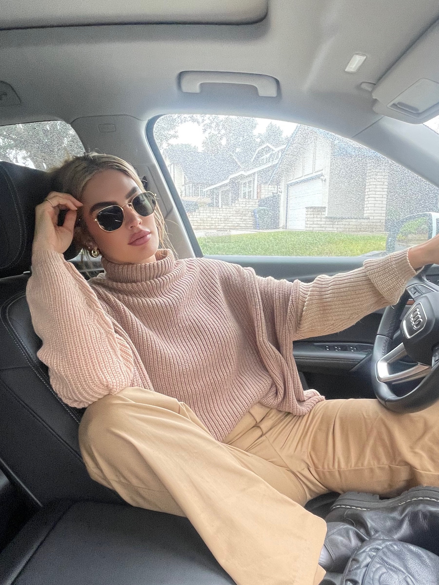 Sweater is Medium 
Pants are size 8
Shoe is 8

#LTKSeasonal #LTKFind #LTKfit