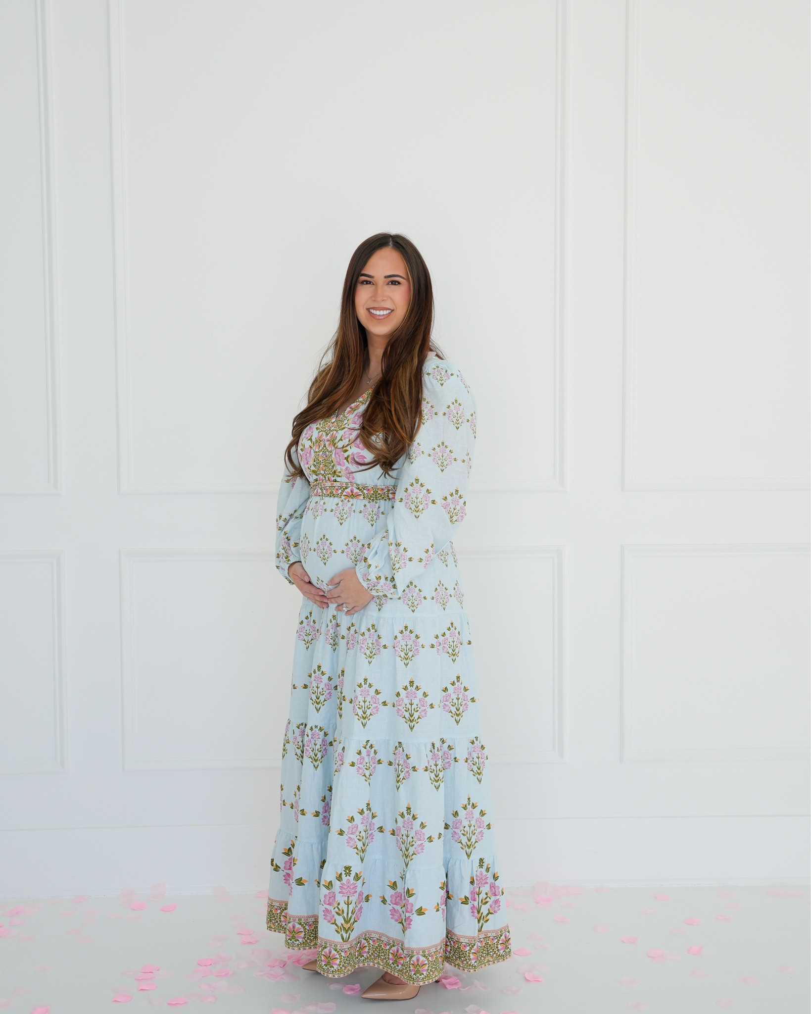 Maternity dress! Size large  

#LTKBump #LTKootd