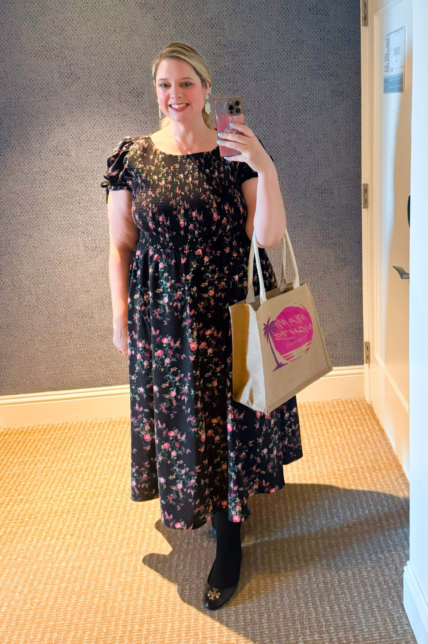 A cute and comfortable dress that works for a variety of occasions. Today I am wearing it for day 3 of a conference. Wearing the xxl. Use code celebration to save 20% 

#LTKStyleTip #LTKWorkwear #LTKBump