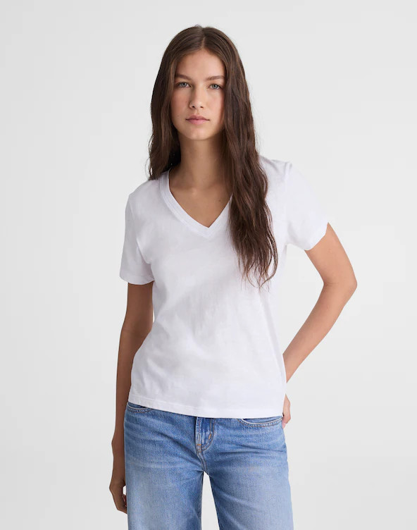 The Easy V-Neck Tee in Soft Slub | Madewell