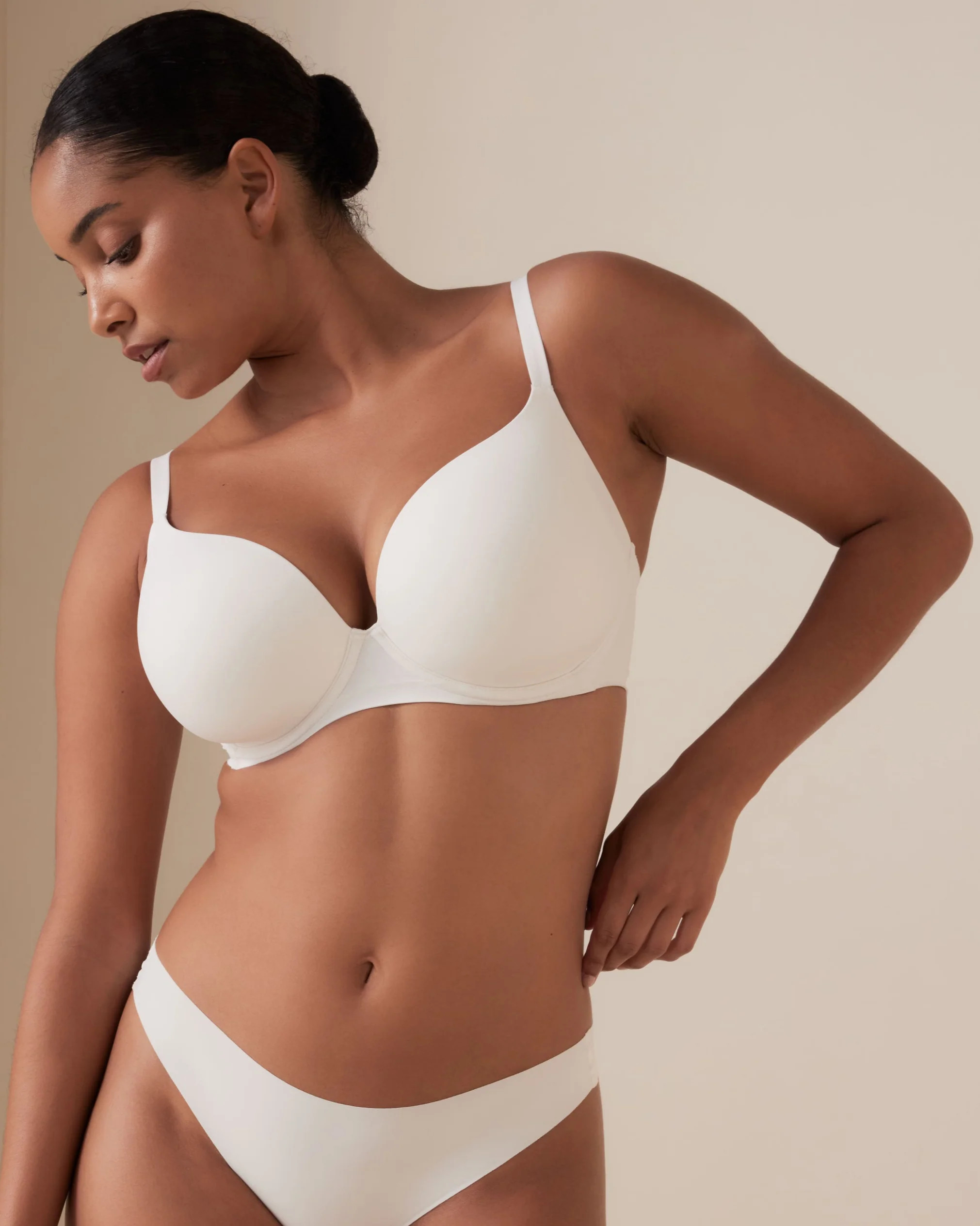 Smooth T-Shirt Full Cup Demi Lined Bra In White Up to G Cup | Leays