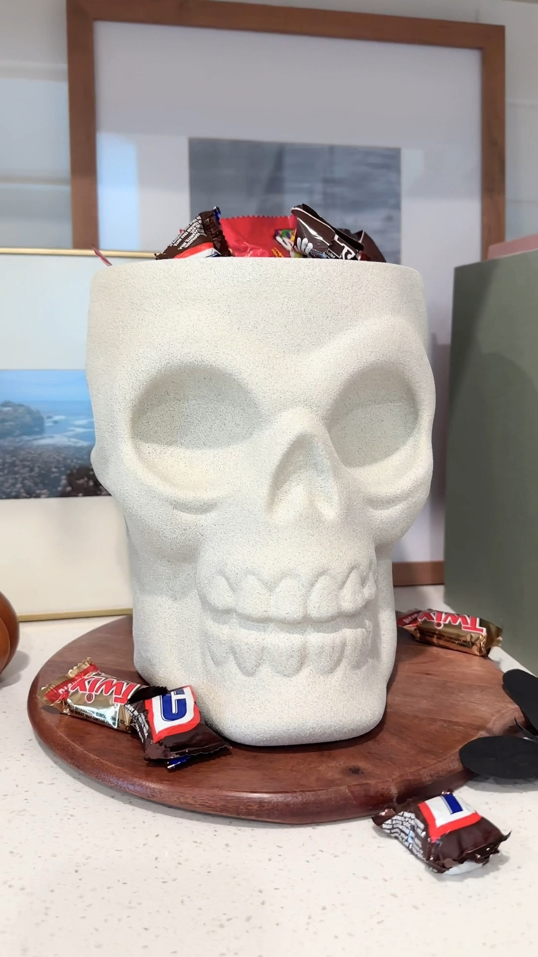 Make this DIY skull bowl inspired by the beautiful Pottery Barn terracotta bucket!

Target / diy / Halloween / Halloween diy / Halloween craft / pottery barn 

#LTKFindsUnder50 #LTKHome #LTKSeasonal
