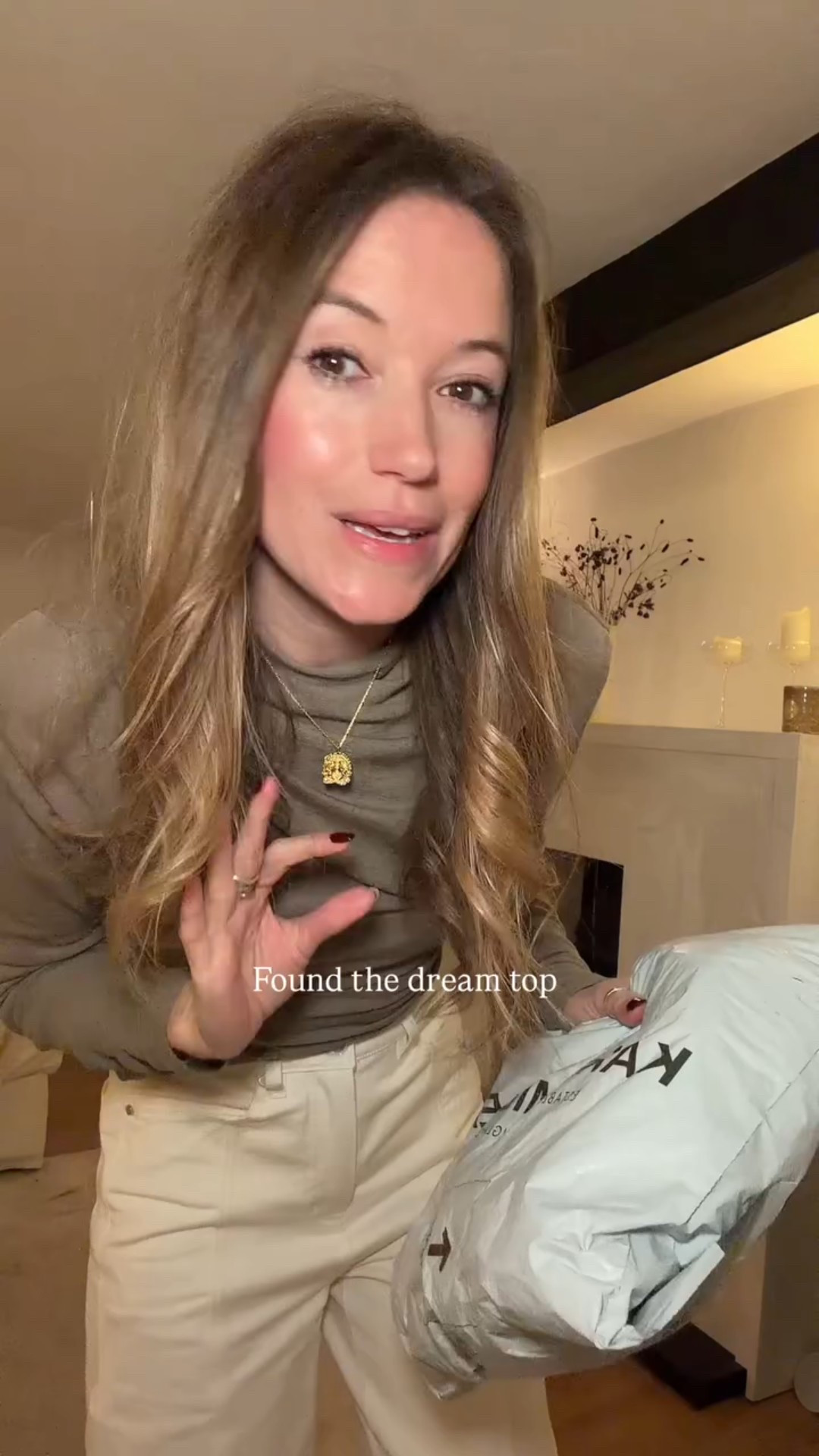 Found the dream top ✨

I was completely obsessed with the crystal dress last year (and still am) so when I saw it came in a top version I couldn’t have ordered it quick enough.

Save for the perfect sparkly top x