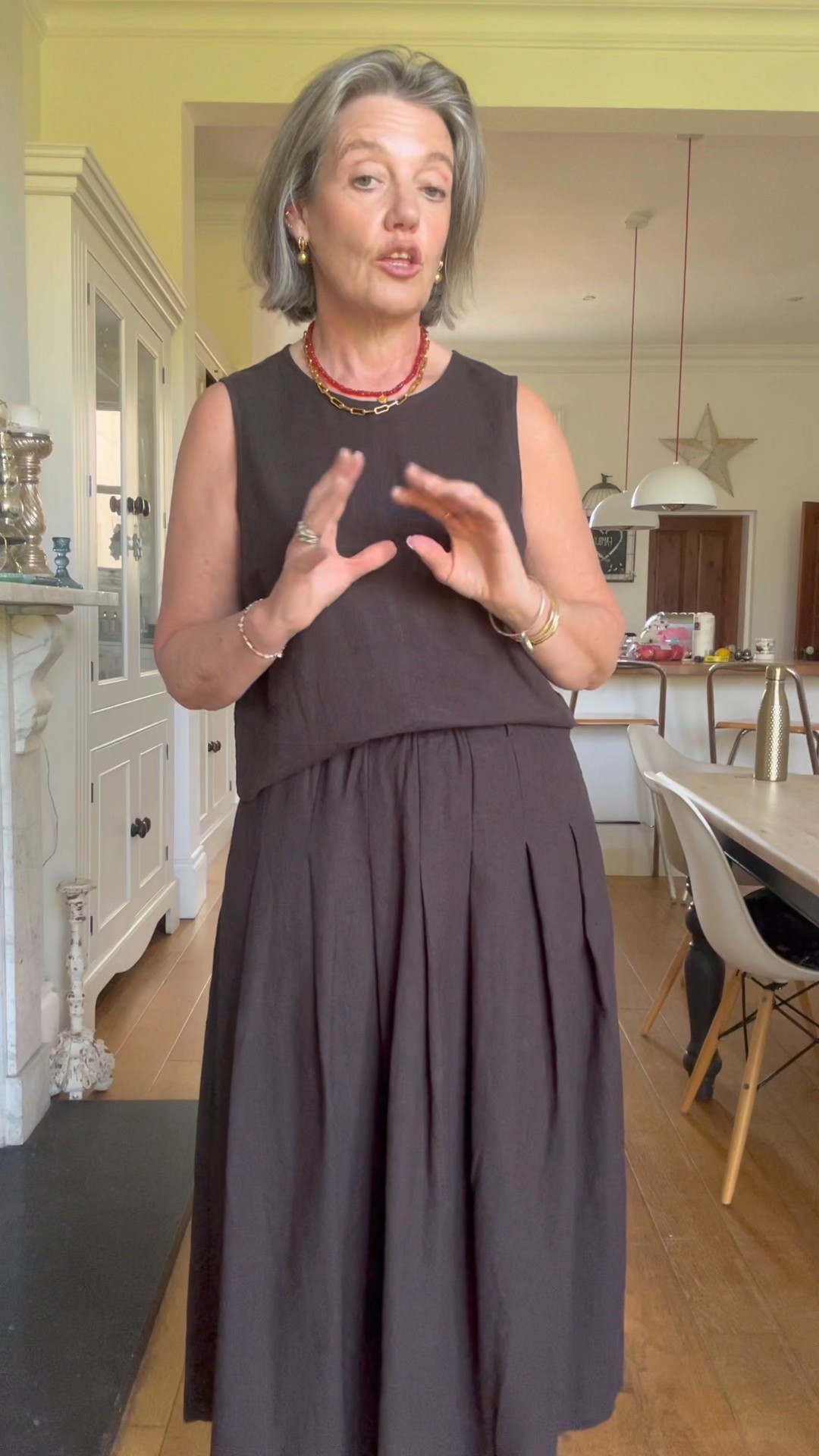 Love a Co-Ord and this one is super versatile. It’s a linen blend, super soft and drapes in a lovely swish at the hem. 

I’m in a 12 in both

Linen skirt
Brown co ord
Summer outfits 
Linen outfit 
Casual outfits 


#LTKsummer #LTKstyletip #LTKmidsize