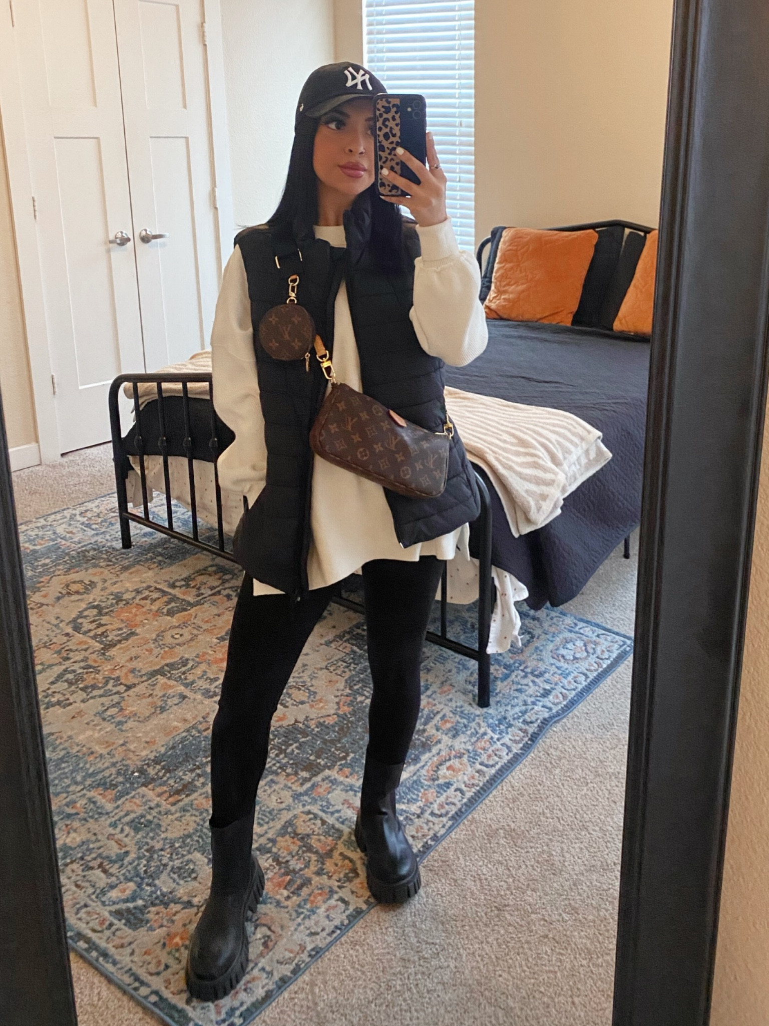 casual outfit🖤
•tops/small
•chunky boots/6


#LTKSeasonal #LTKstyletip