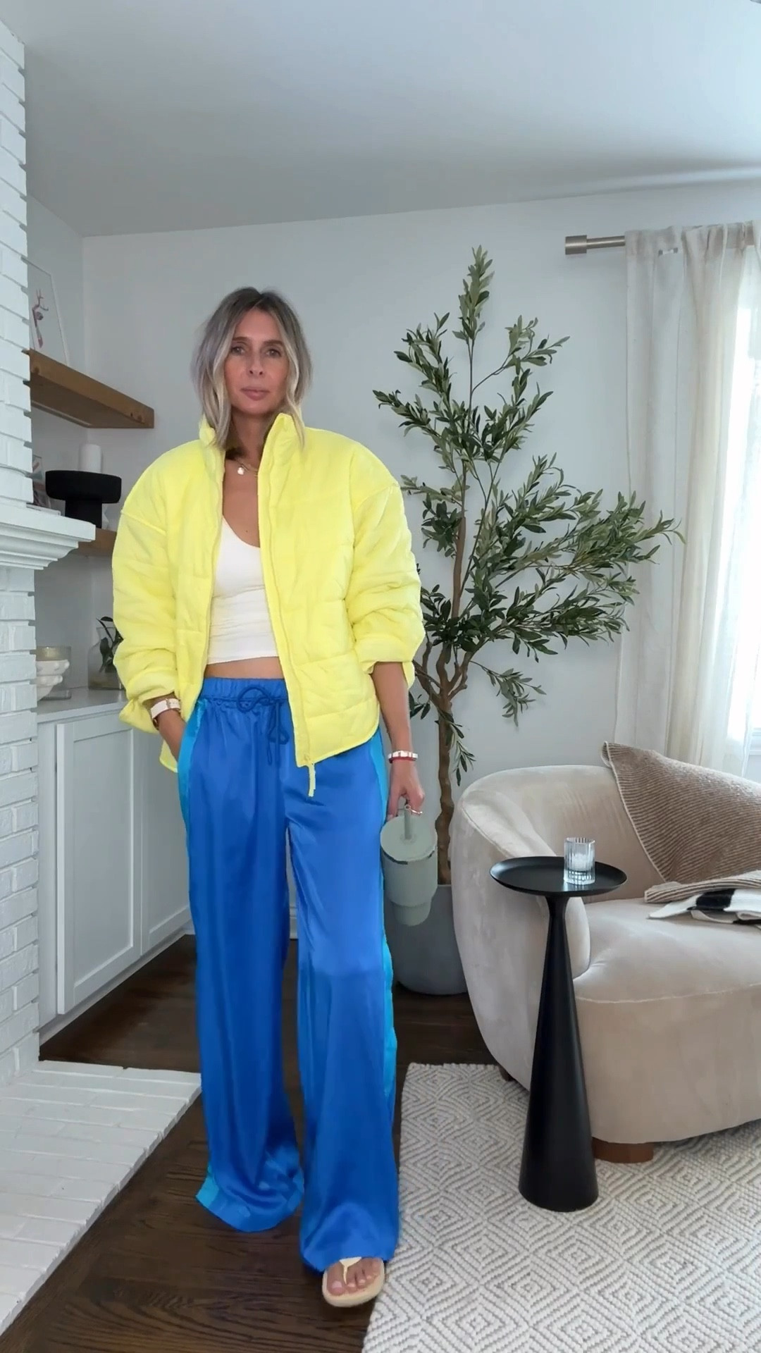 TARGET QUILTED PUFFER JACKETS. when i told you i ran when i saw these, ya girl ain’t lying! free people vibes. target prices! 🎯 

this jacket is oversized. i’m in the small. if you’re between sizes, i recommend sizing down!! 

these track pants are insane! they have that silky vibe. i’m wearing the medium. they oversized on me because that’s the vibe i like. if you want result sizing, then i’d be a small. 👌 


quilted puffer. gonna go viral. fall jacket. target style. 

#LTKFindsUnder50 #LTKOver40 #LTKSeasonal