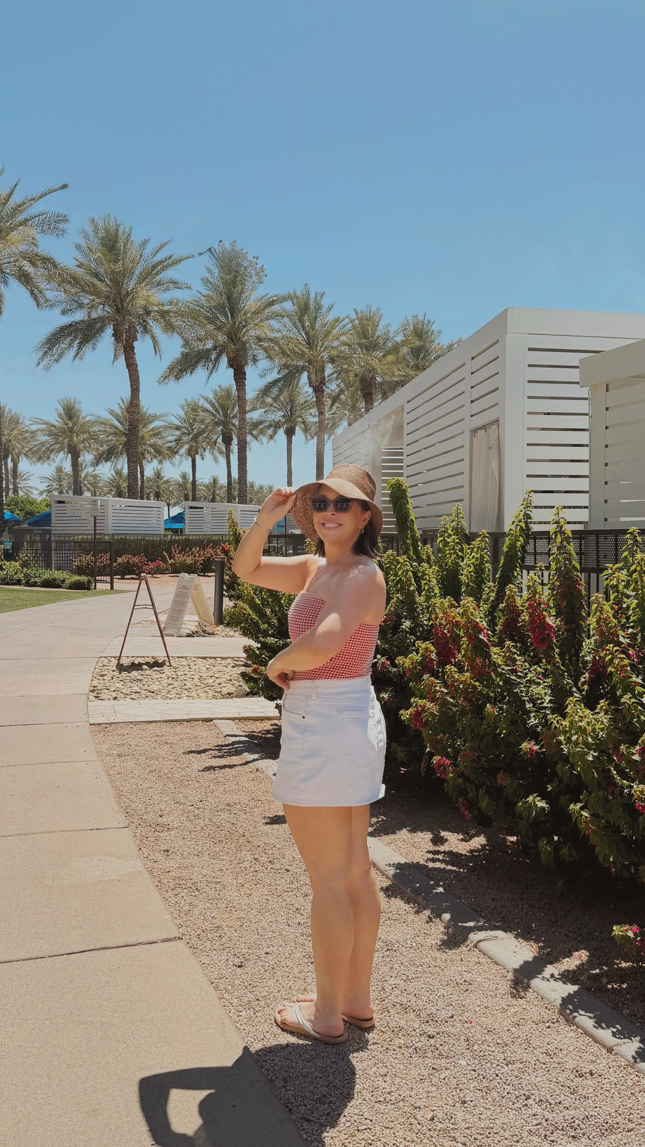 Pool Day Vacation Outfit ☀️ Midsize Swim | Wearing a Large in the bathing suit | size 10 | M\L | 5’4” 

 #LTKMidsize #LTKSwim #LTKTravel