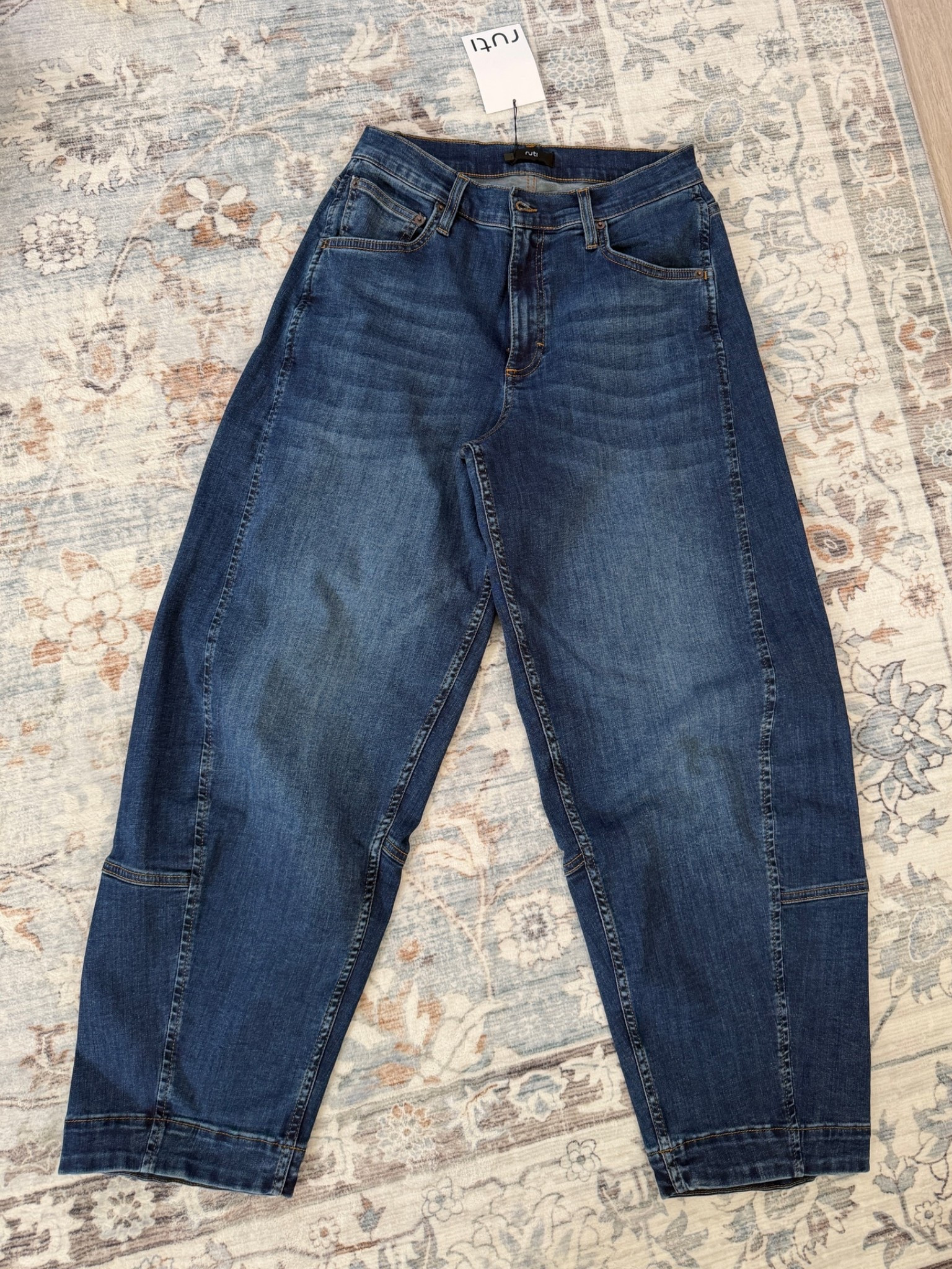 @Ruti long barrel leg jeans 👏🏼👏🏼👏🏼 so good!

#LTKootd #LTKmomlife