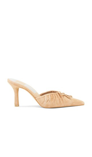 Dolce Vita Kairi Mule in Tan. - size 9 | Revolve Clothing (Global)
